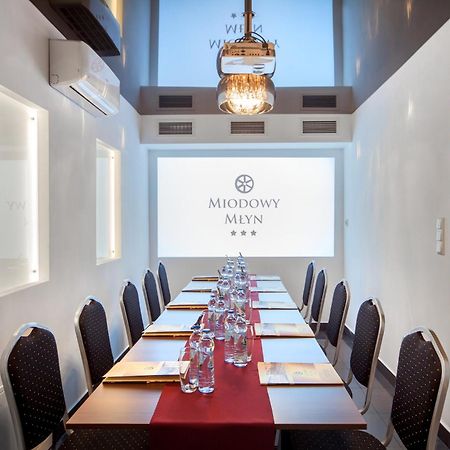 Hotel Miodowy Mlyn Opatow  Luaran gambar