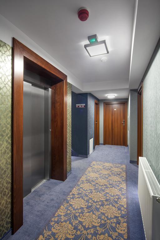 Hotel Miodowy Mlyn Opatow  Luaran gambar